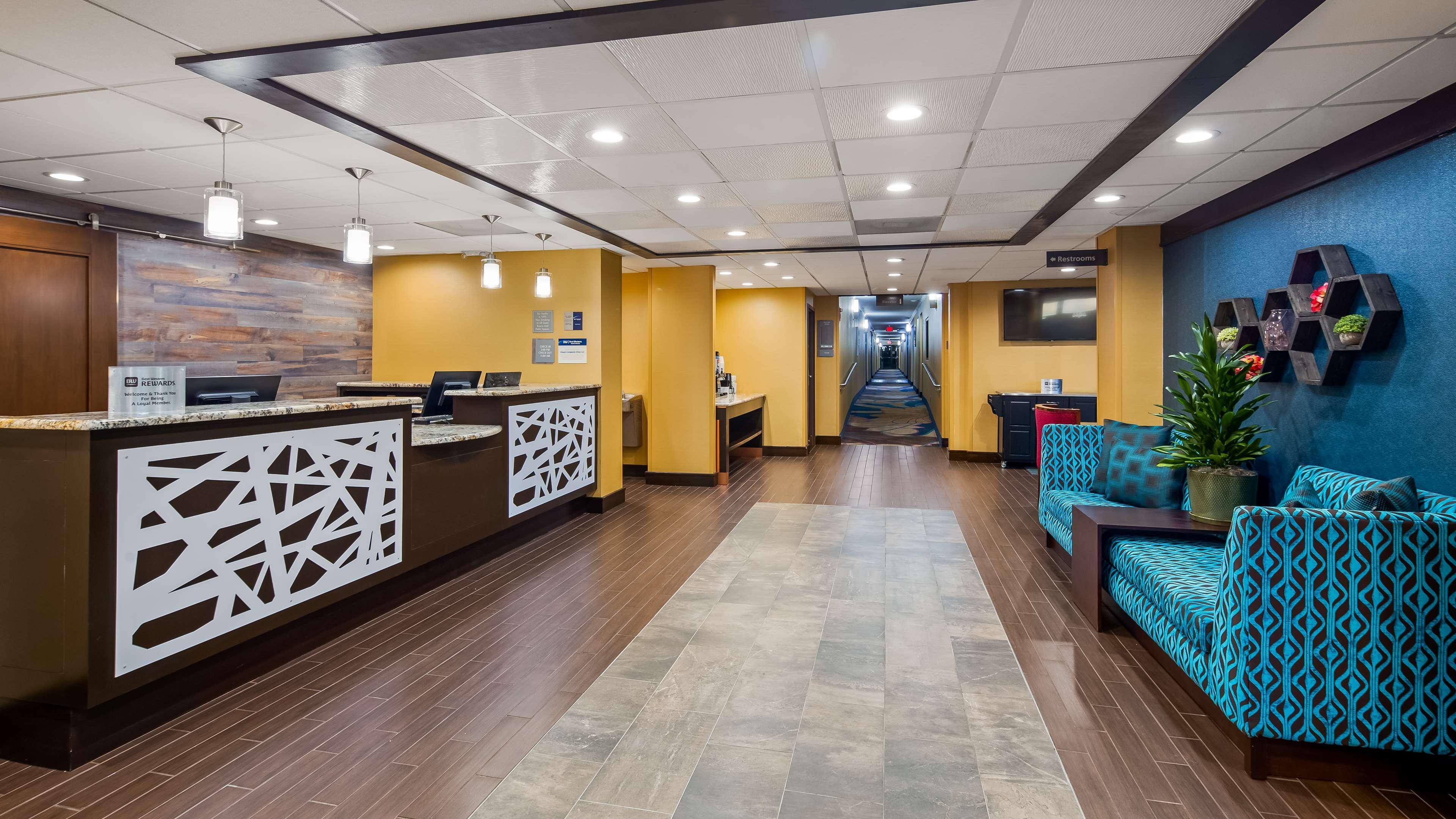 Best Western Plus Lake Jackson Inn & Suites Buitenkant foto