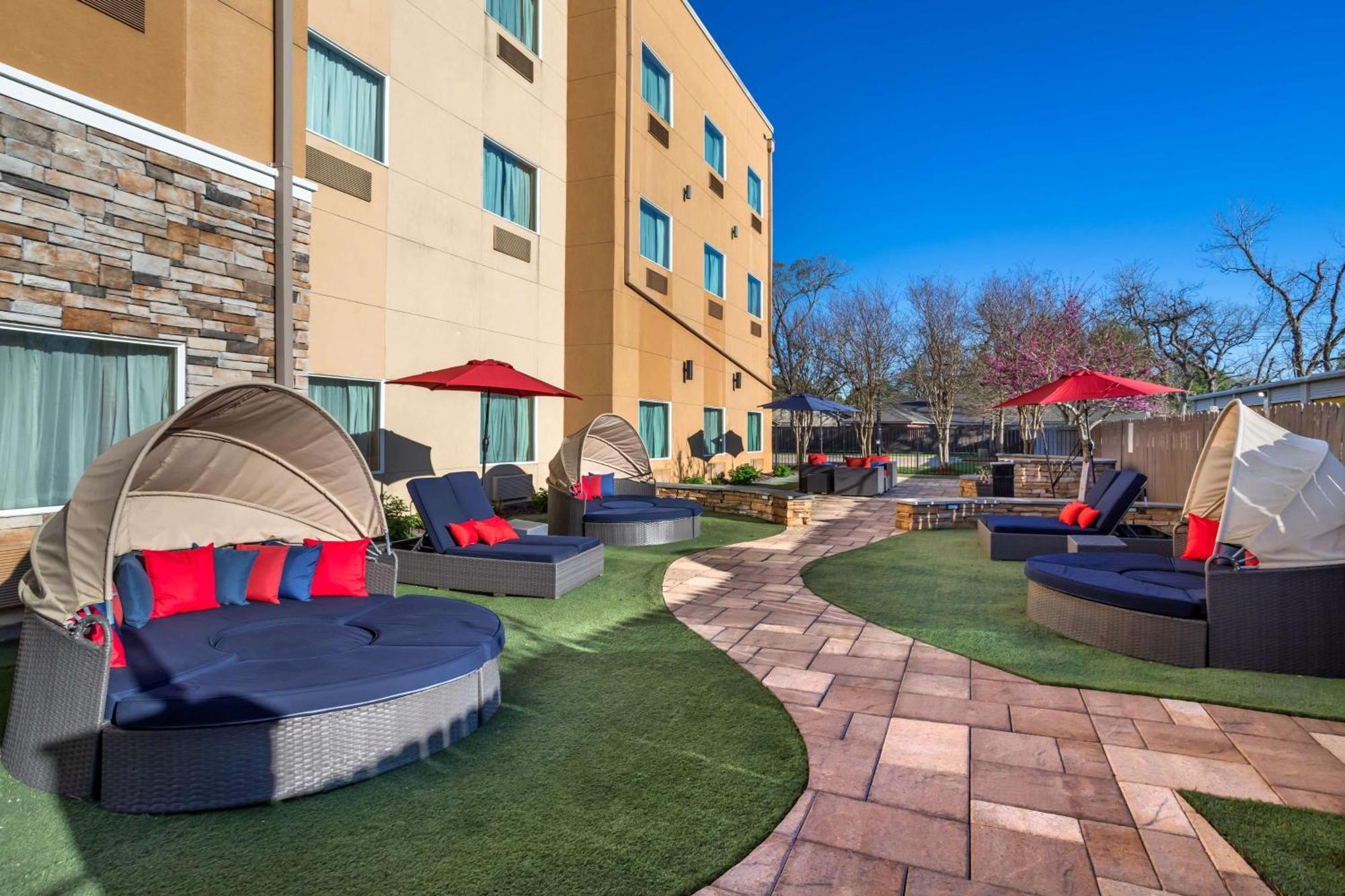 Best Western Plus Lake Jackson Inn & Suites Buitenkant foto