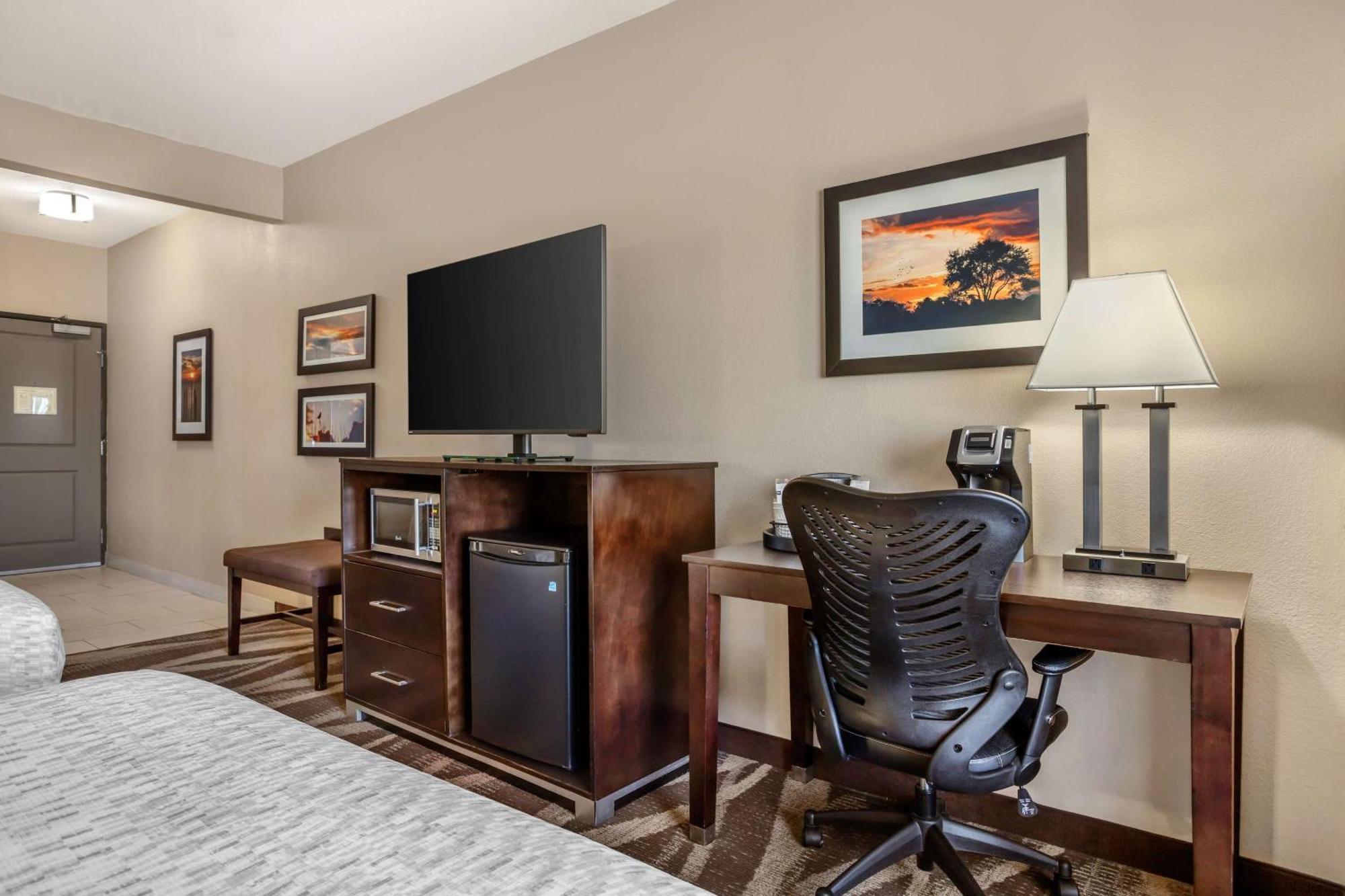 Best Western Plus Lake Jackson Inn & Suites Buitenkant foto