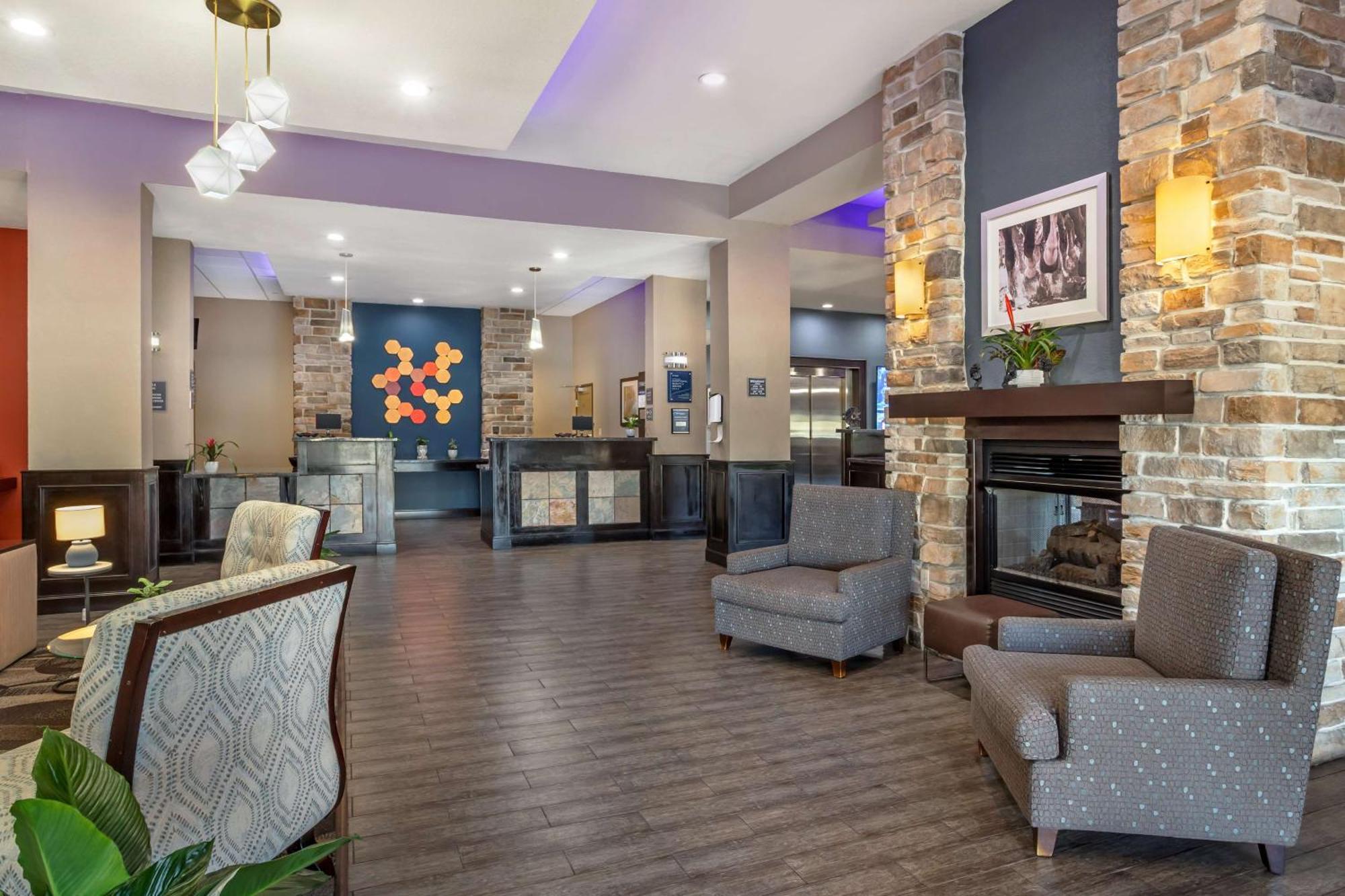 Best Western Plus Lake Jackson Inn & Suites Buitenkant foto